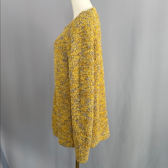 Yellow and Gray Textured Sweater - Picture 2 of 5